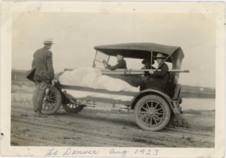 Ed Hanson, Wallace Hanson, Hulda Hanson and Lawrence Rudeen in Model T Ford, August 1923.