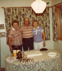 Vivan, Ed and Thelma circa 1982